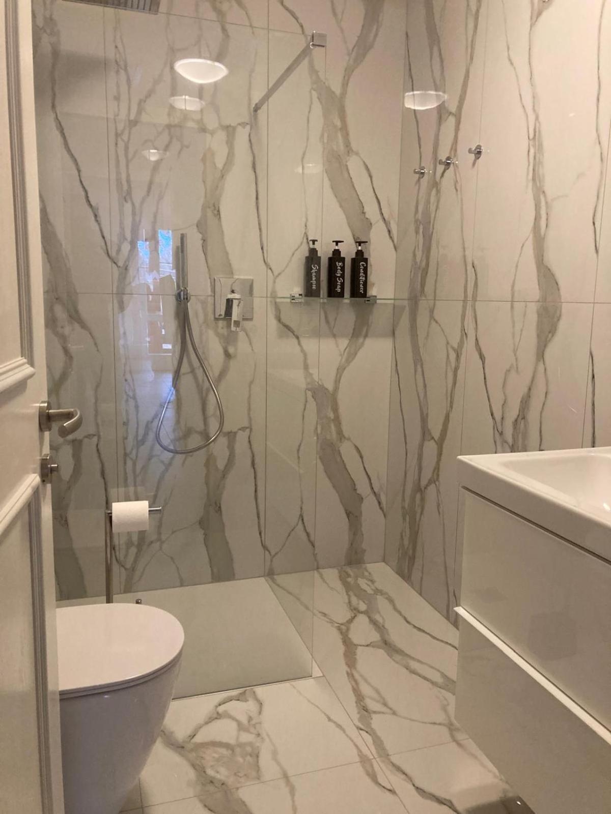 Renoviertes Apartment Mit Terrasse An Der Piste Mit Kostenlosen Wifi Carezza al Lago Ngoại thất bức ảnh